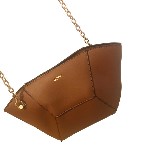 🆕🔥BCBG SUPER CUTE CHESTNUT BROWN LEATHER BUCKET&GOLD:HARDWARE CROSSBODY/PURSE - Picture 7 of 16